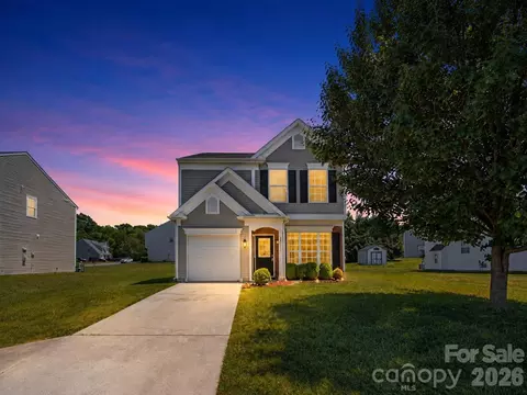 10410 Roundleaf Dr, Charlotte, NC 28213