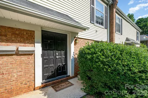 4609 Coronado N Dr #N, Charlotte, NC 28212