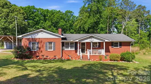 1935 Lowrys Hwy, Chester, SC 29706