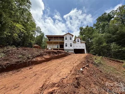 399 Huntington Woods Se St SE, Lenoir, NC 28645