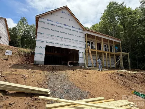 403 Huntington Woods Se St SE, Lenoir, NC 28645