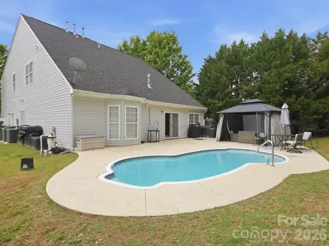 1103 Ross Brook Trce, York, SC 29745