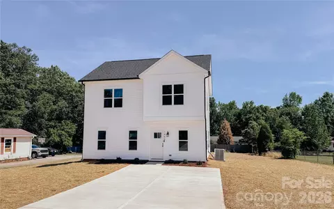 1455 W Ridge Rd, Salisbury, NC 28147