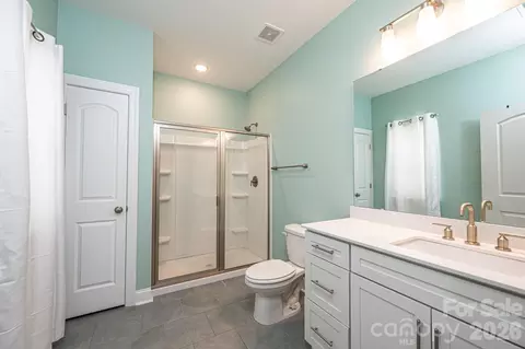 Bath - 1809 Edgewater Nw Dr NW, Conover, NC 28613 photo 1 of 2