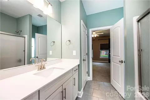Bath - 1809 Edgewater Nw Dr NW, Conover, NC 28613 photo 2 of 2
