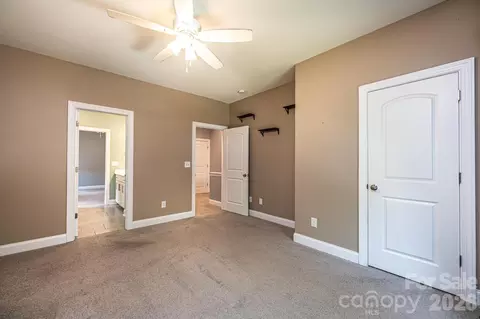 Bedroom - 1809 Edgewater Nw Dr NW, Conover, NC 28613 photo 5 of 8