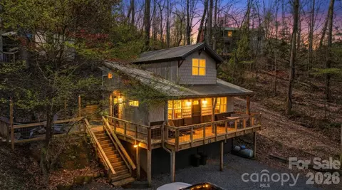 2630 Yodelers Holw, Bryson City, NC 28713