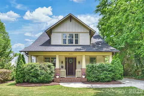 3030 Attaberry Dr, Charlotte, NC 28205