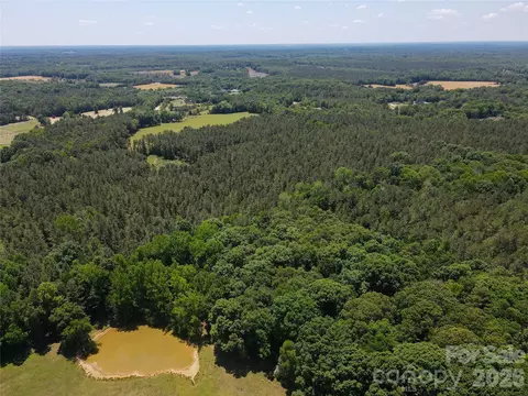 2597 N Rocky River Rd, Lancaster, SC 29720