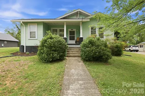 77 Pulliam St, Marion, NC 28752
