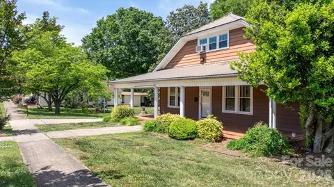 207 W Main St, Maiden, NC 28650