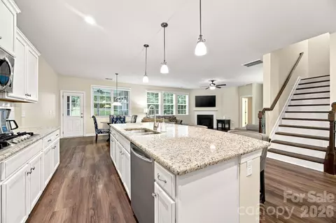 2709 Sugaree Ct, Waxhaw, NC 28173