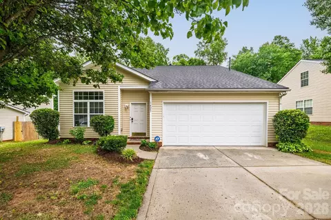 1423 Quail St, Charlotte, NC 28214