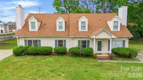701 Jerilyn Dr, Charlotte, NC 28212