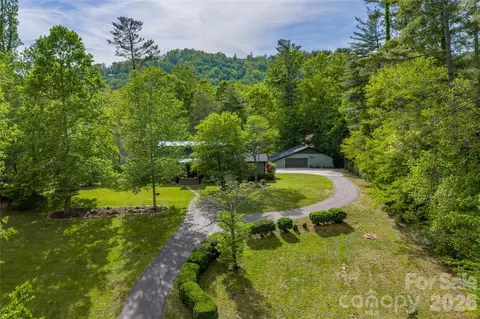 19 Chipping Green Dr, Arden, NC 28704