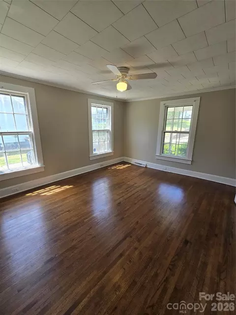 Living - 184 Cabarrus E Ave E, Concord, NC 28025 photo 4 of 6