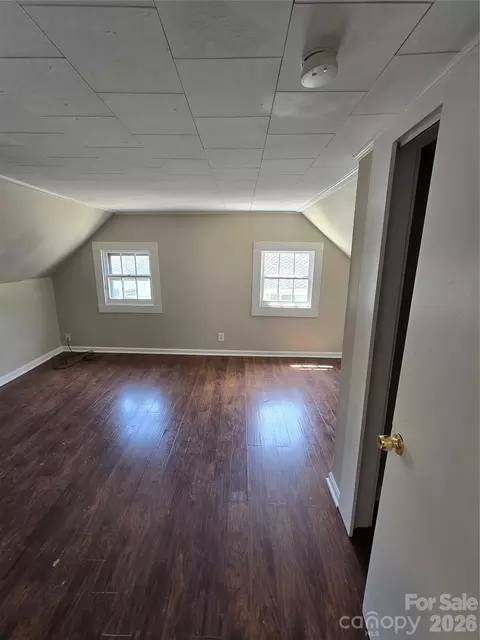 Bedroom - 184 Cabarrus E Ave E, Concord, NC 28025 photo 4 of 10
