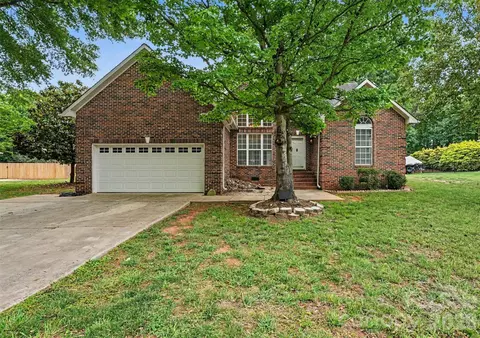 119 Stumpy Creek Rd, Mooresville, NC 28117