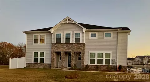 14618 Tamarack Dr, Charlotte, NC 28278