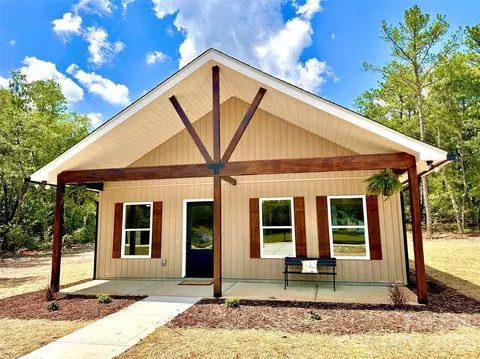 1139 Peach Orchard Rd, Jefferson, SC 29718