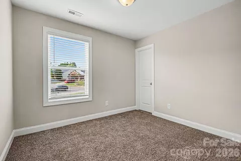 Bedroom - 1573 Mayfair Dr, Conover, NC 28613 photo 1 of 5