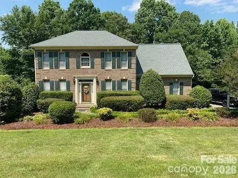 145 Saint Martins Ln, Statesville, NC 28677