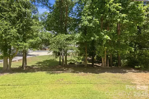 Exterior - 609 Davis St, Lancaster, SC 29720 photo 17 of 17