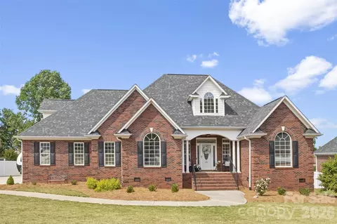 220 Landry Dr, Kings Mountain, NC 28086