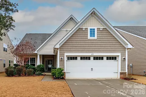 418 Brier Knob Dr, Fort Mill, SC 29715