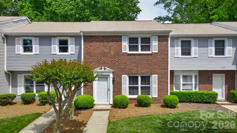 4321 Baylor St, Greensboro, NC 27455