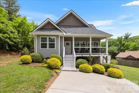 24 Mink Farm Rd, Leicester, NC 28748