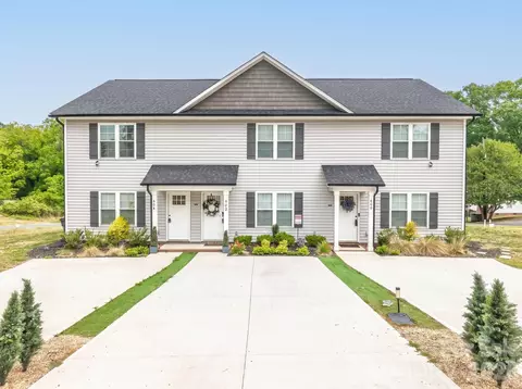 602 W 8th St, Kannapolis, NC 28081