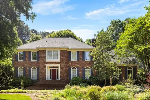 625 Greenbrook Pkwy, Matthews, NC 28104