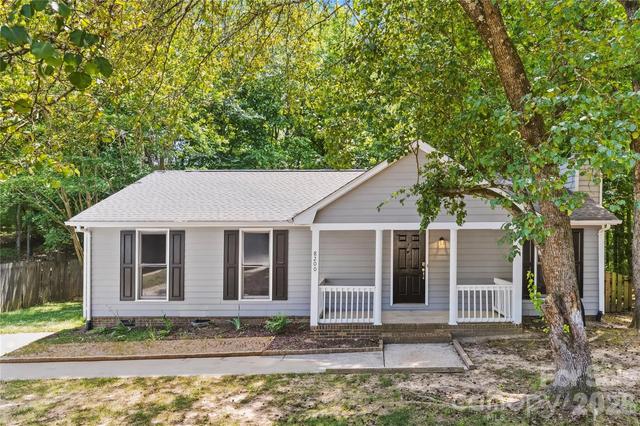 8200 Chrisbry Ln, Charlotte, NC 28215