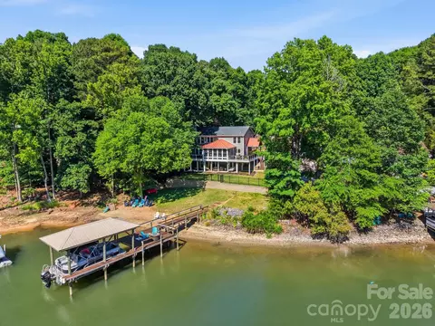 2113 Bon Villa Way, Tega Cay, SC 29708