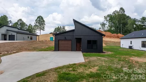 917 Overlook Sw Dr SW, Lenoir, NC 28645