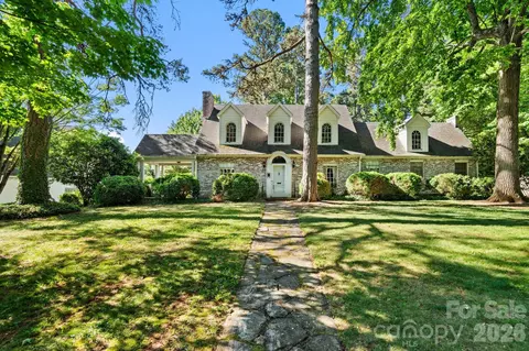 2928 Windsor Rd, Winston Salem, NC 27104