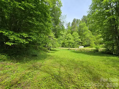 99999 Roaring Fork Rd, Mars Hill, NC 28754 photo 9