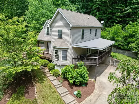 174 Deep Woods Trl, Canton, NC 28716