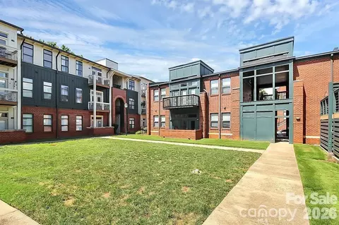 450 New Bern Station Ct, Charlotte, NC 28209