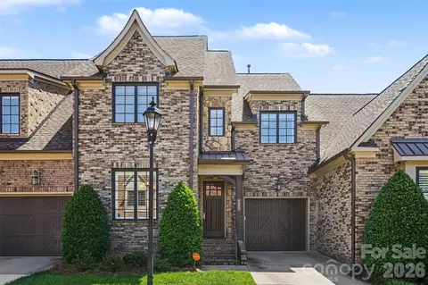 6227 Fletcher Cir, Charlotte, NC 28226