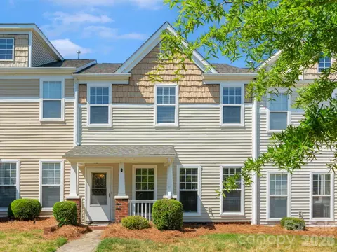 1021 Laparc Ln, Indian Trail, NC 28079