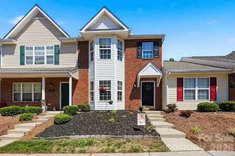 104 Gelderland Dr, Matthews, NC 28104