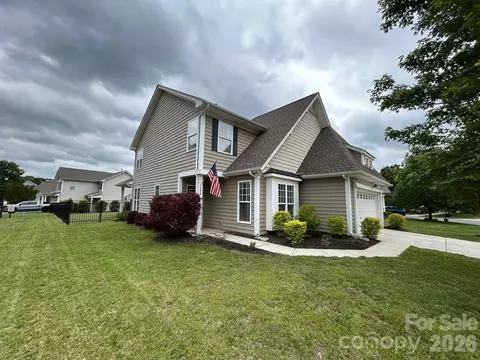 598 Sugar Tree Dr, Rock Hill, SC 29732