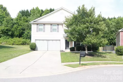 4410 Austin Dekota Dr, Charlotte, NC 28269