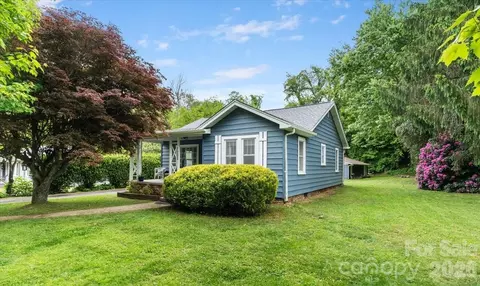 1203 Allens Creek Rd, Waynesville, NC 28786