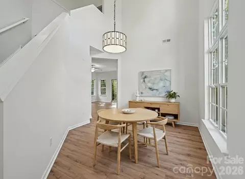 9132 Royal Highlands Ct, Charlotte, NC 28277