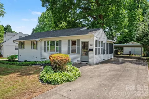 3231 Eastwood Dr, Charlotte, NC 28205