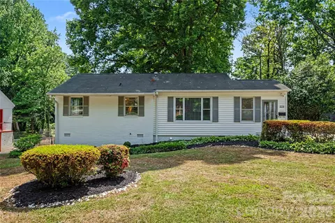 3231 Eastwood Dr, Charlotte, NC 28205