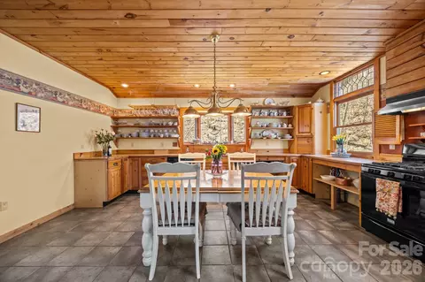 Kitchen - 63 Chestnut Forest Rd, Fairview, NC 28730 photo 1 of 2